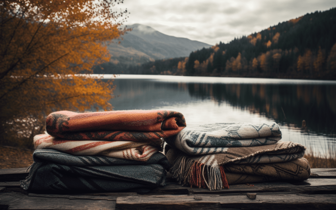 17 Best Bushcraft Wool Blankets For Camping & Survival